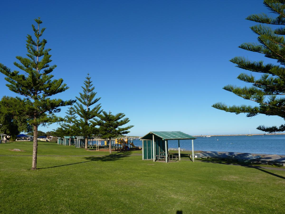 Leander Reef Holiday Park Port Denison Zewnętrze zdjęcie